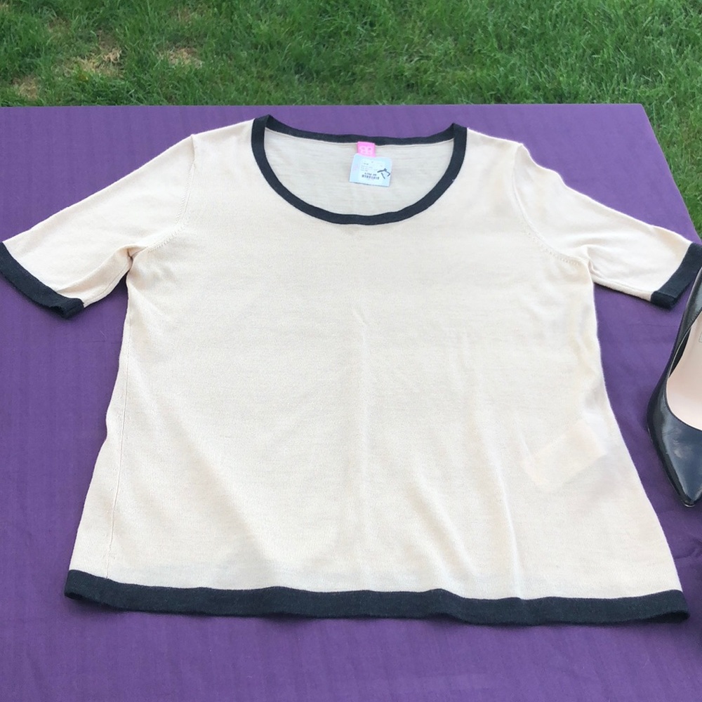 New virgin wool short sleeve sweater